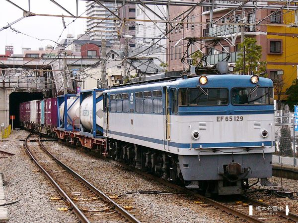 EF65形電気機関車 EF65 129/2005-03-28 府中本町