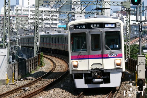 京王7000系 7705F/2006-08-31 京王多摩川