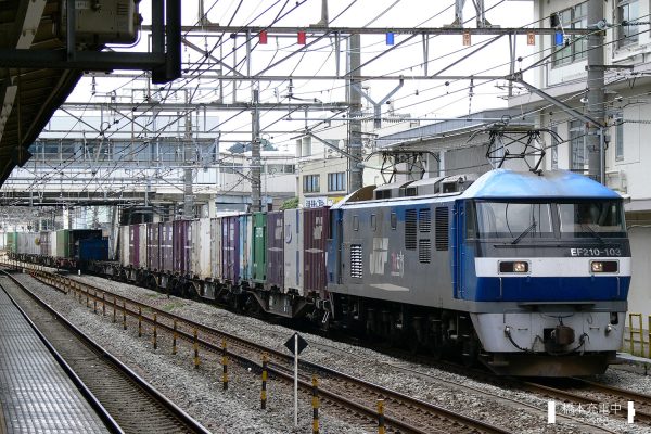 EF210形電気機関車 EF210-103