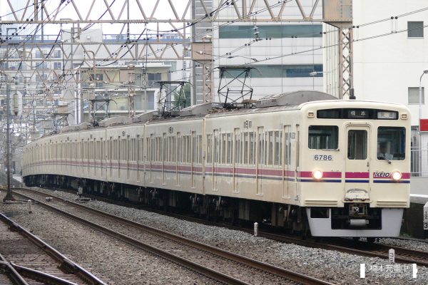京王6000系 6736F/2007-07-20 笹塚